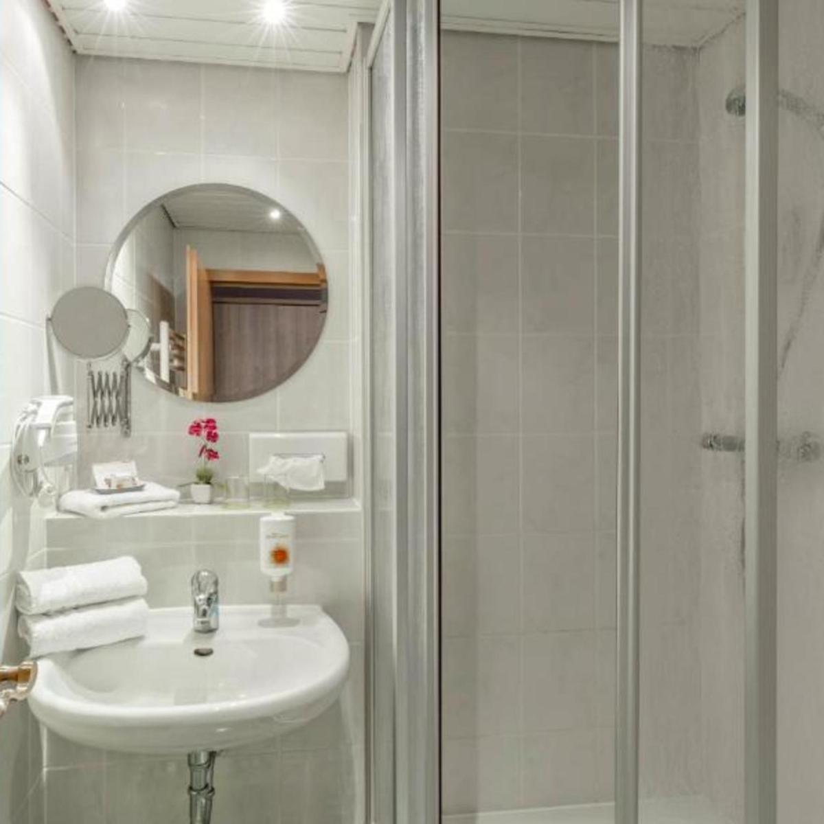 Ein Badezimmer in der Unterkunft Kaiserhof Feldberg by Belvilla Resorts
