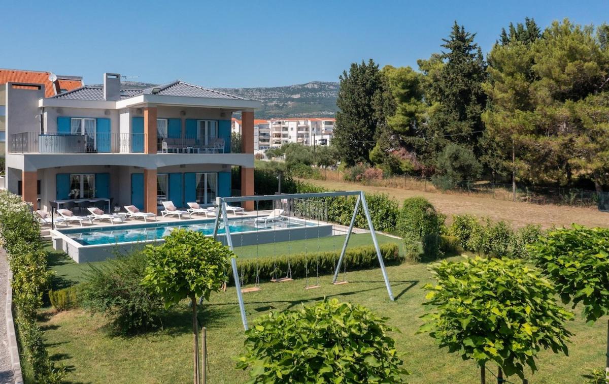 Villa Kanikula - Heated Pool 60m2 - Hot Tubs - Housity