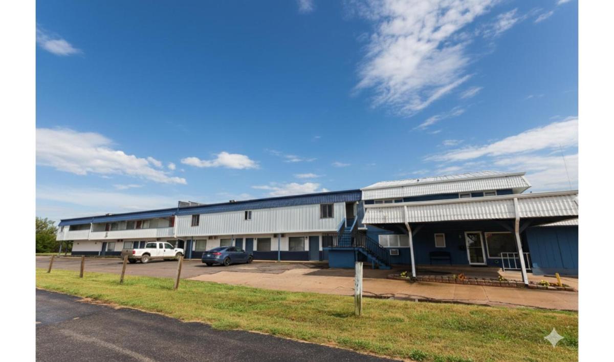 Hotel O Oskaloosa Near Eddyville - Housity