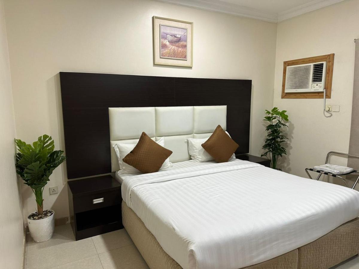 Al Massah Al Khalijiyah Furnished Units - Hizvo