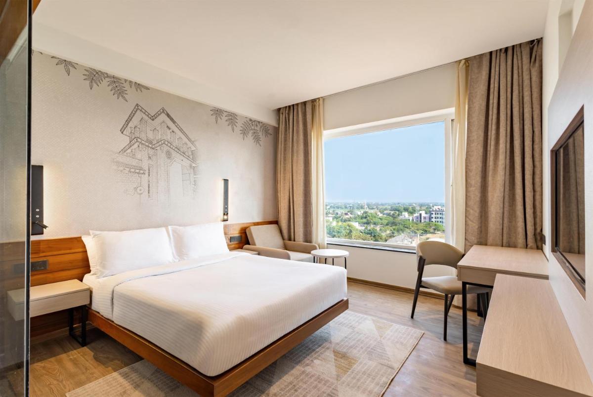 Temple Tree Hotel Shirdi - Housity