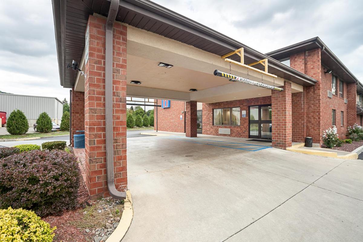 Motel 6-Binghamton, NY - Housity