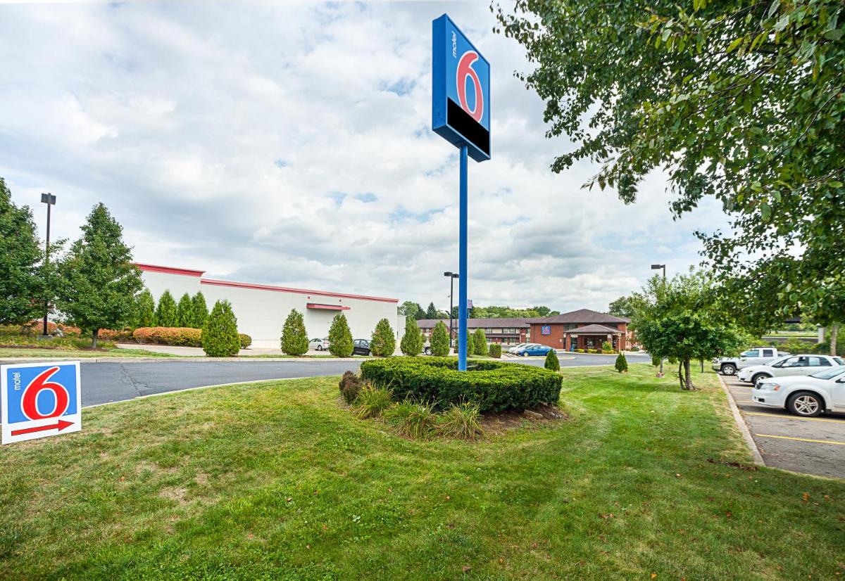Motel 6-Binghamton, NY - Housity