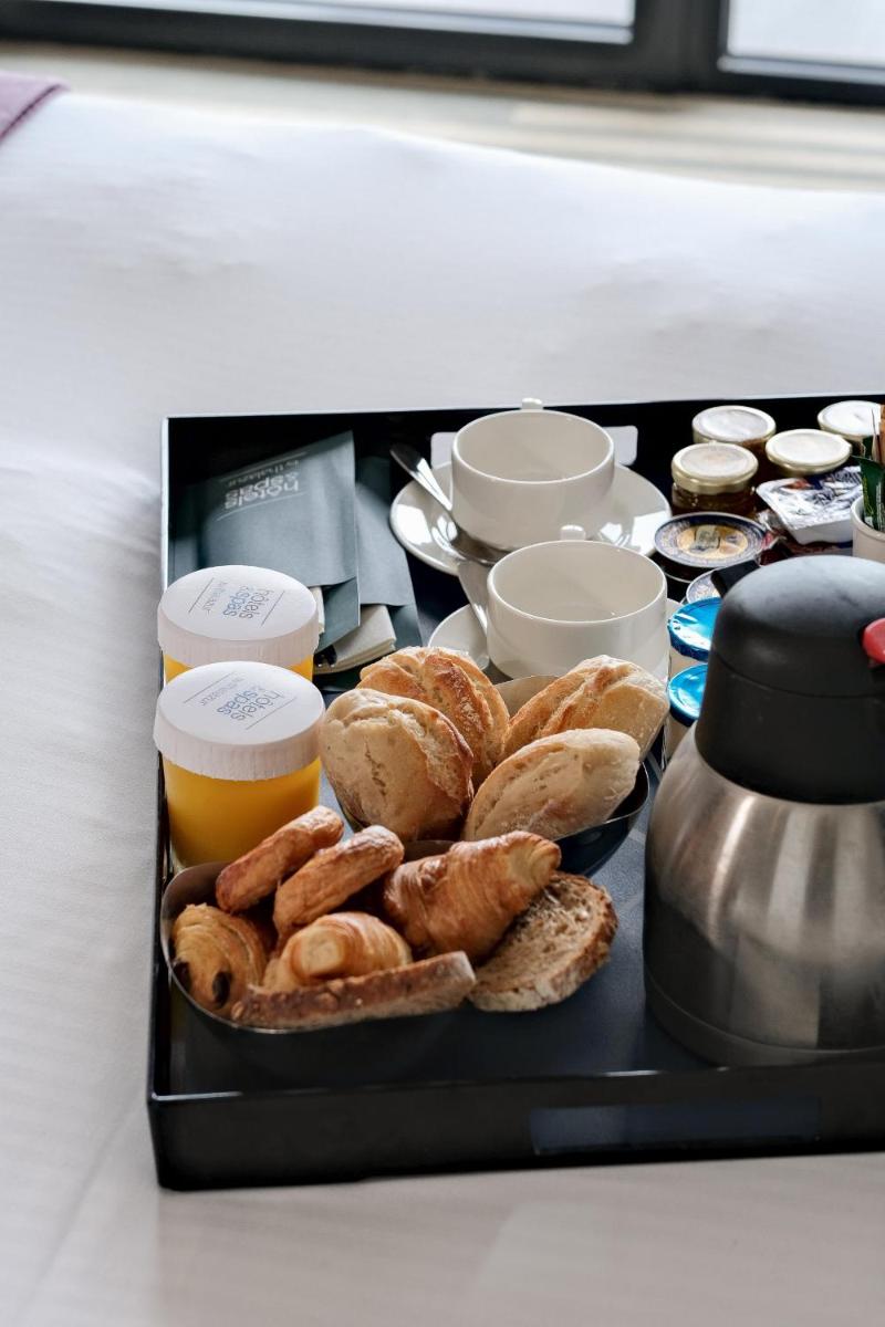 Nourriture dans l'hôtel ou à proximité
