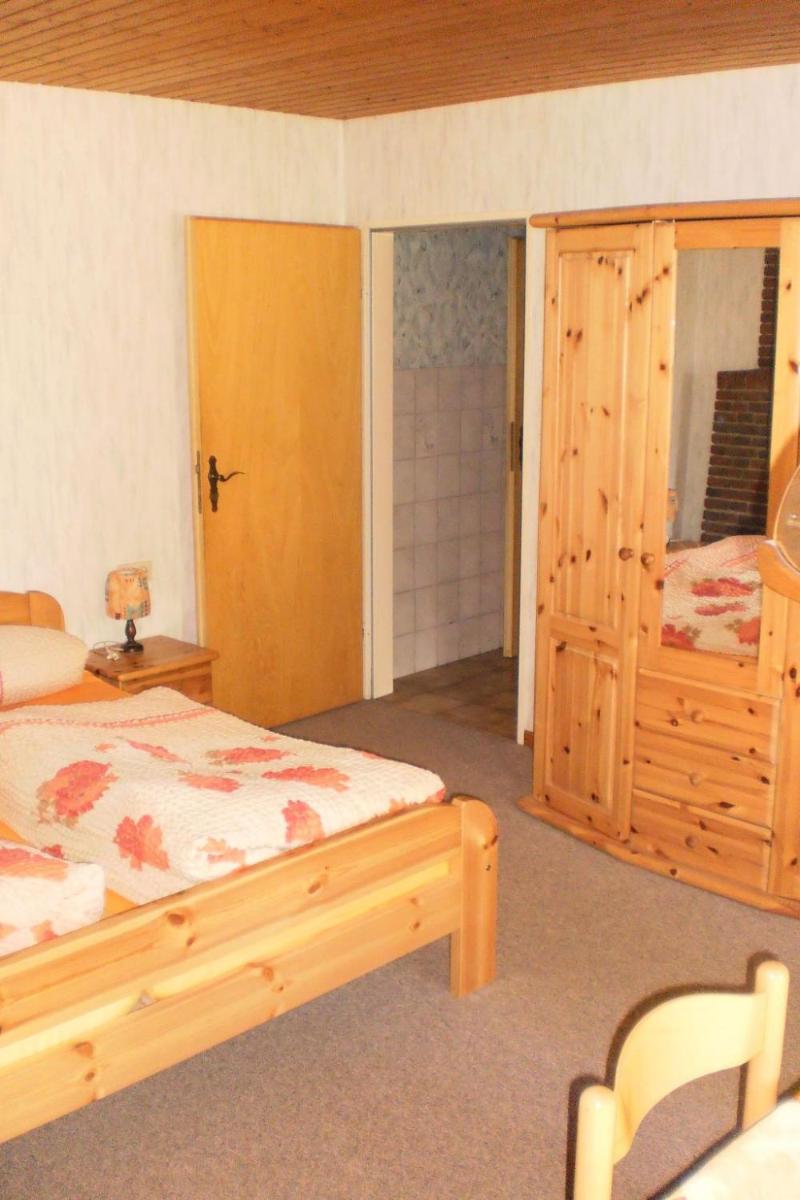 Apartment Ländliche Ferienwohnung mit Fahrradverleih by Interhome - Housity