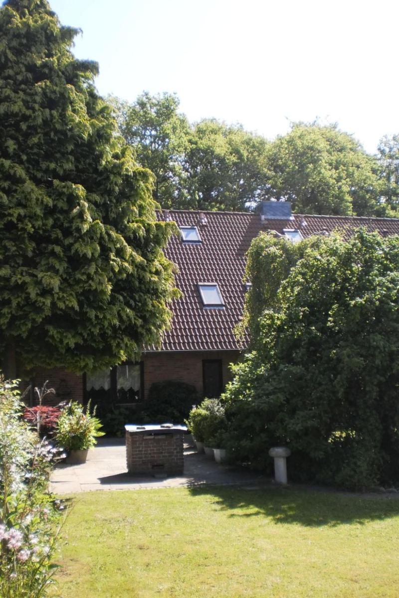 Apartment Ländliche Ferienwohnung mit Fahrradverleih by Interhome - Housity