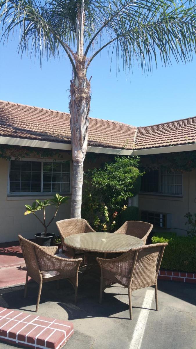 San Joaquin Motel - Housity