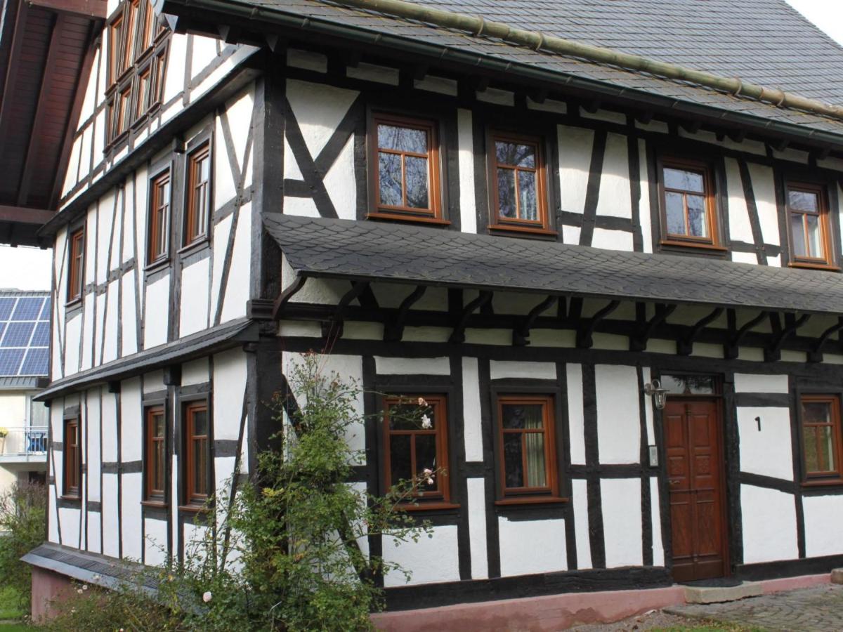 Holiday Home Romantisches Fachwerkhaus zwischen Rhein und Mosel by Interhome - Housity