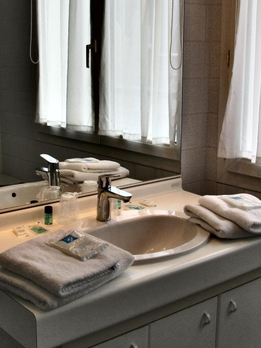Hotel Restaurant de la Marne - Housity