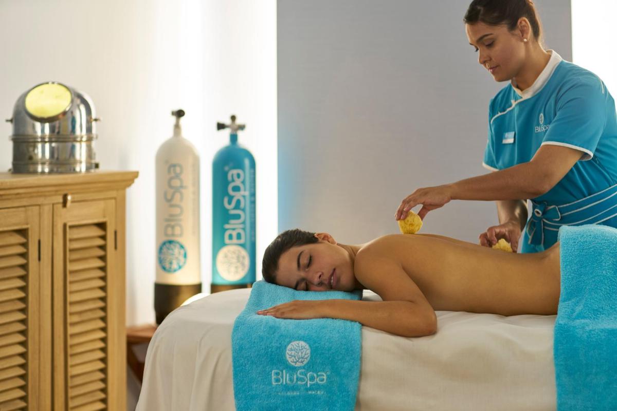 O spa e/ou outras comodidades de bem-estar em PortoBay Falesia