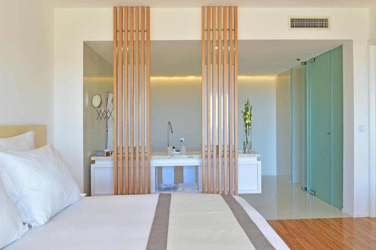 Uma cama ou camas num quarto em Algarve Race Resort - Hotel