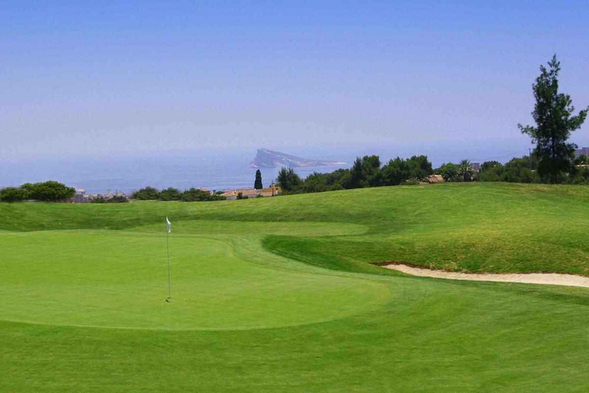 Instalaciones para jugar al golf en el hotel o alrededores