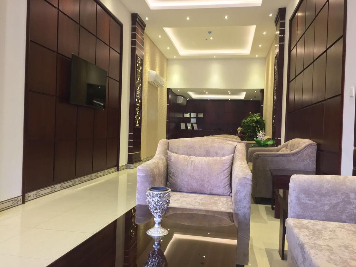 Raha Suites - Housity