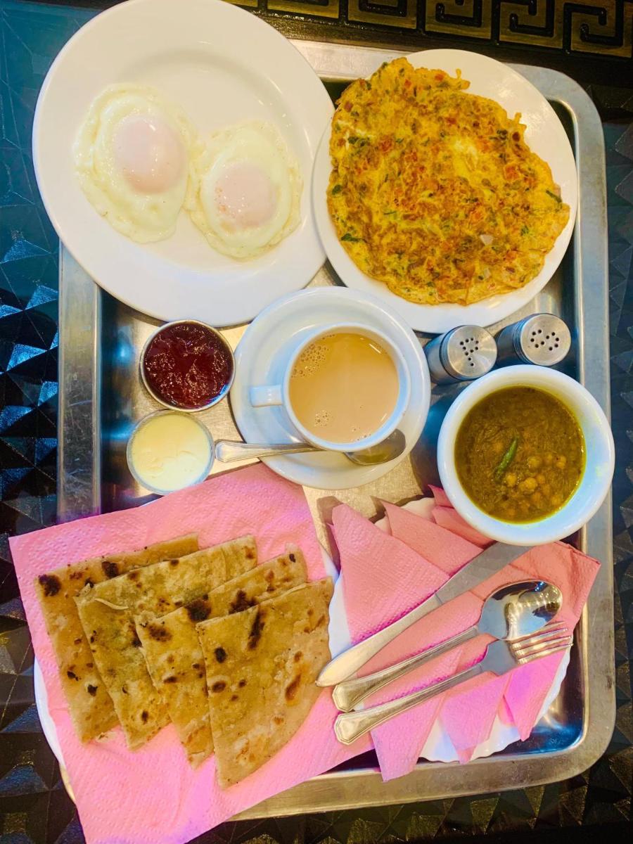 Park View Hotel Gulberg - Housity
