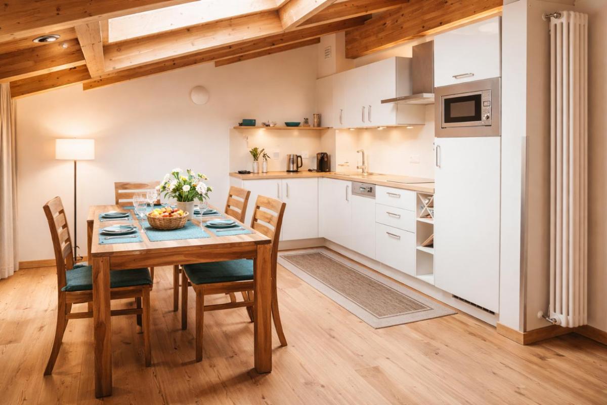 AlpenLuxus presents ALPENNEST - Sauna & Car Park - Housity