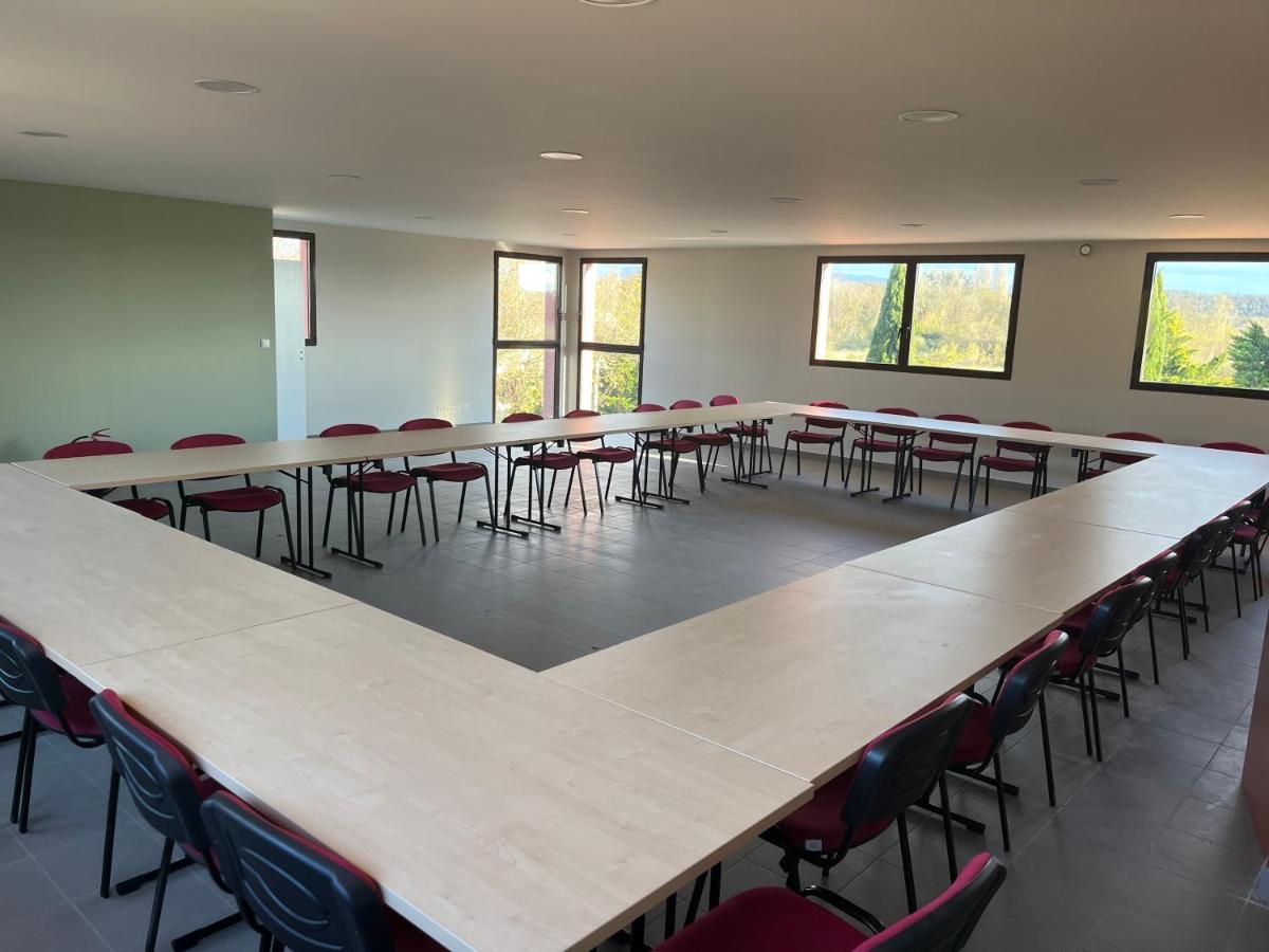 Espace de conférence ou salle de réunion dans l'établissement Domaine d'Agrippa Valence