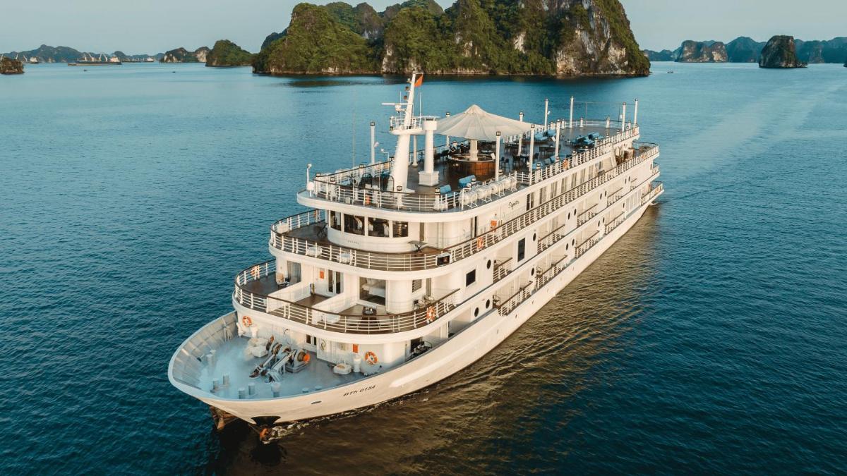 Ambassador Signature Cruise - Lan Ha Bay - Housity