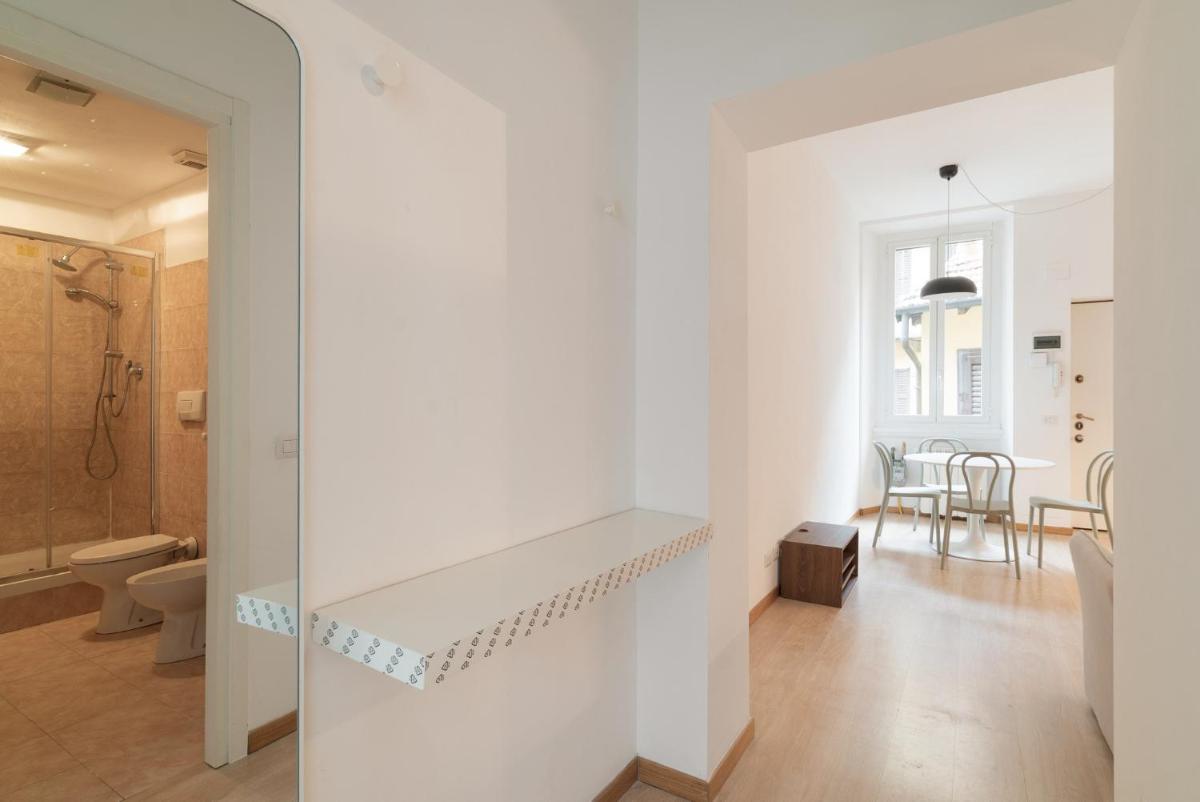 GuestHost - Porta Garibaldi White Flats - Housity