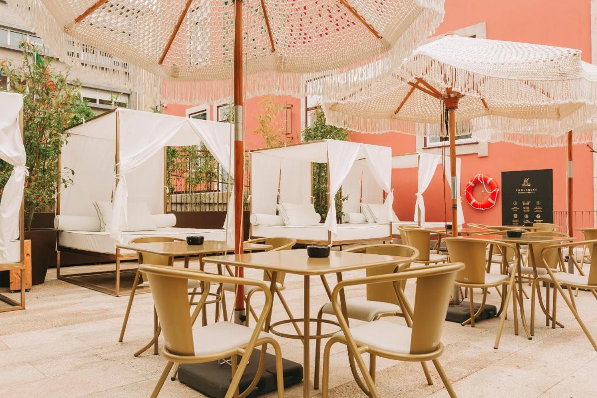 Um restaurante ou outro lugar para comer em Torel Avantgarde