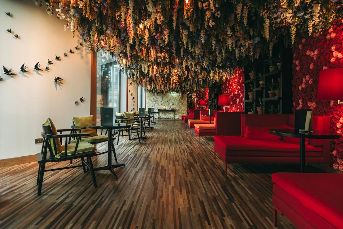 Uma área de estar em Torel Avantgarde