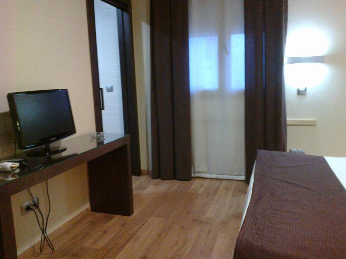 Hotel Anabel Baza - Housity