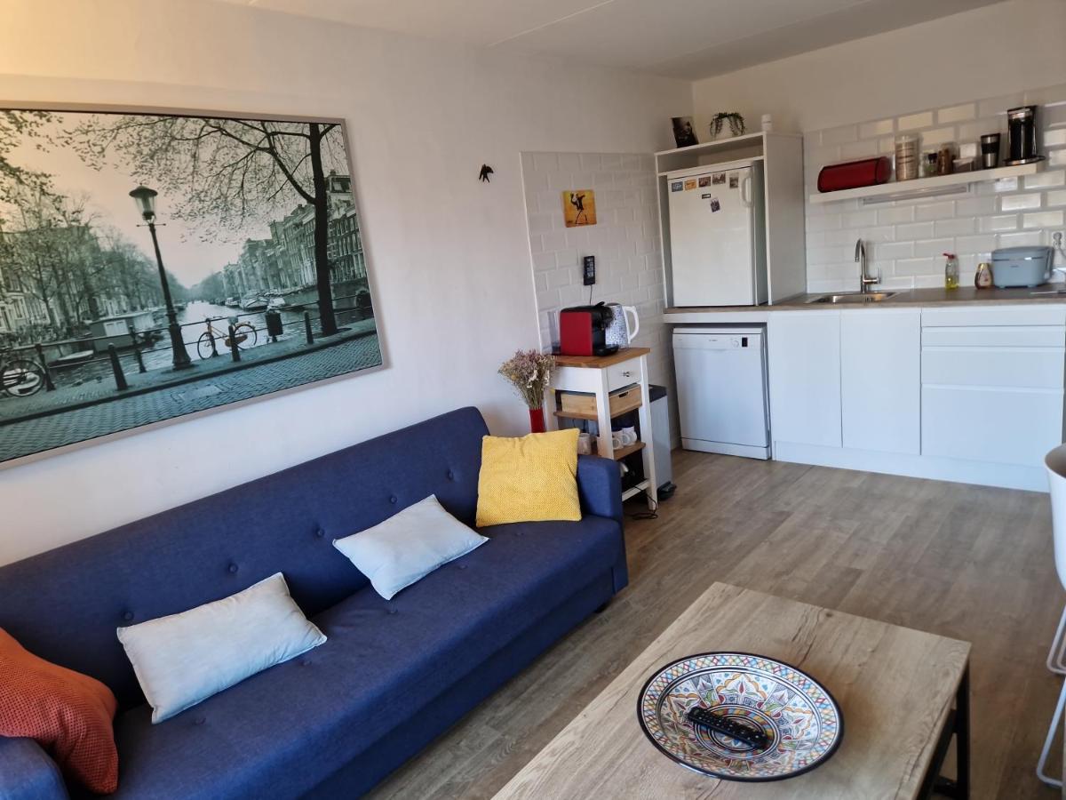 Johan's B&B, dakterras & goedkoop parkeren - sinds 2014 - Housity