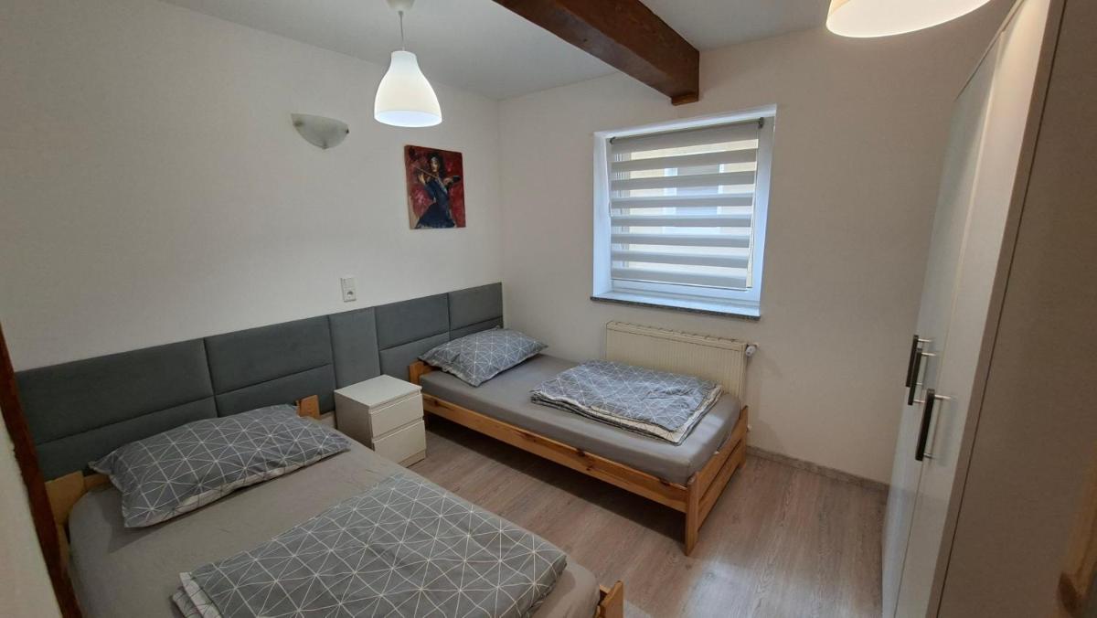 Agroturystyka Romanówka w Krzeszowie - Hizvo