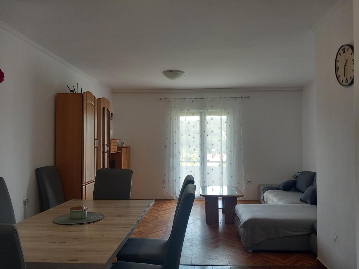 Apartments Mira - Housity