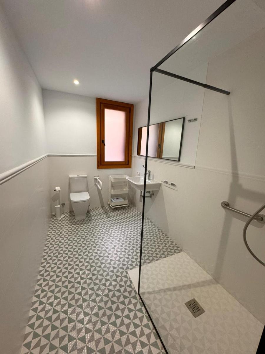 APARTAMENTOS VILLA DE GOYA - Housity