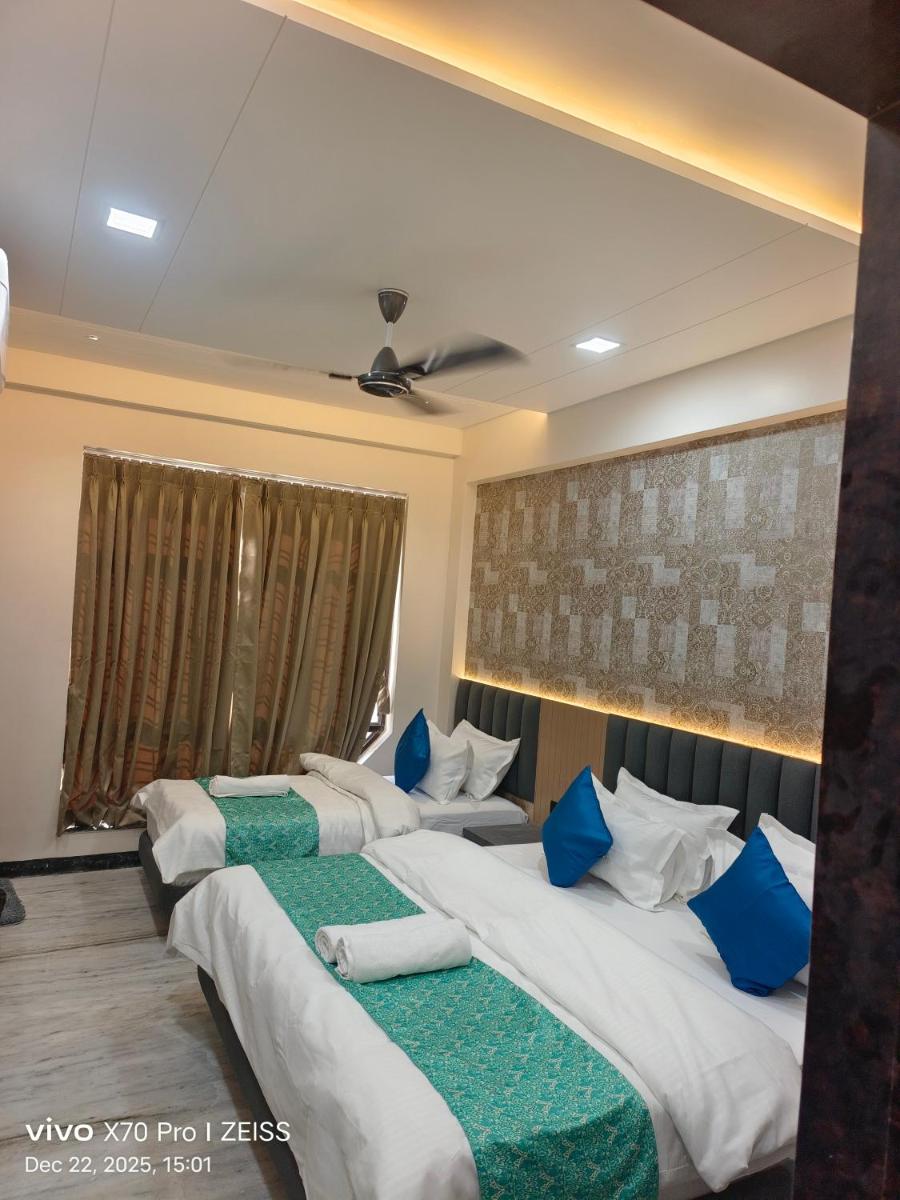 Hotel Indore Palace - Guest Centric Hotel - Housity