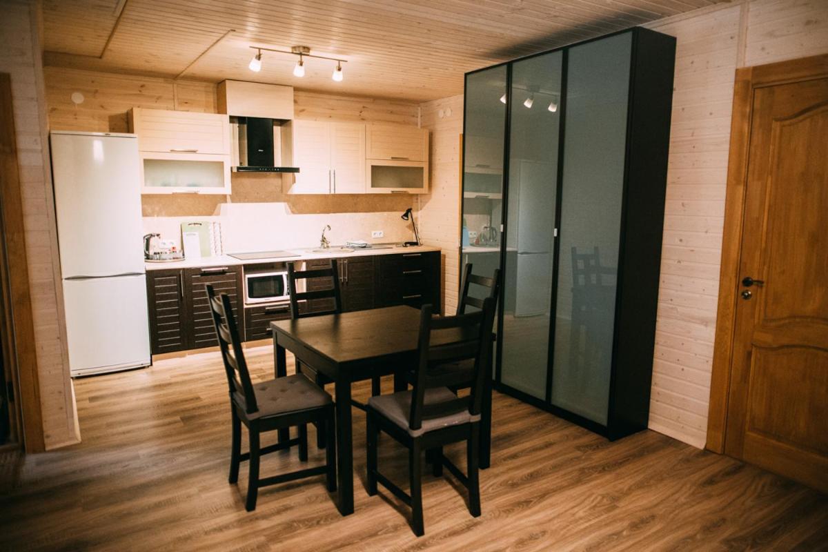 Duck Lake - Housity