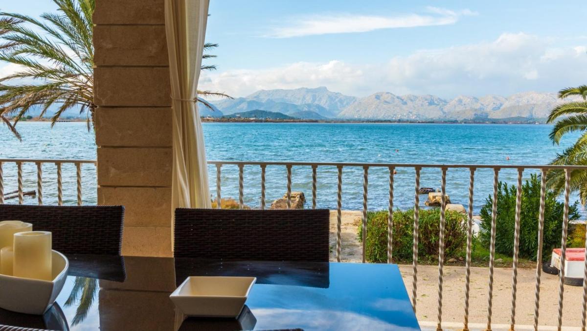 Apartment Voramar Baix in Alcudia - Hizvo