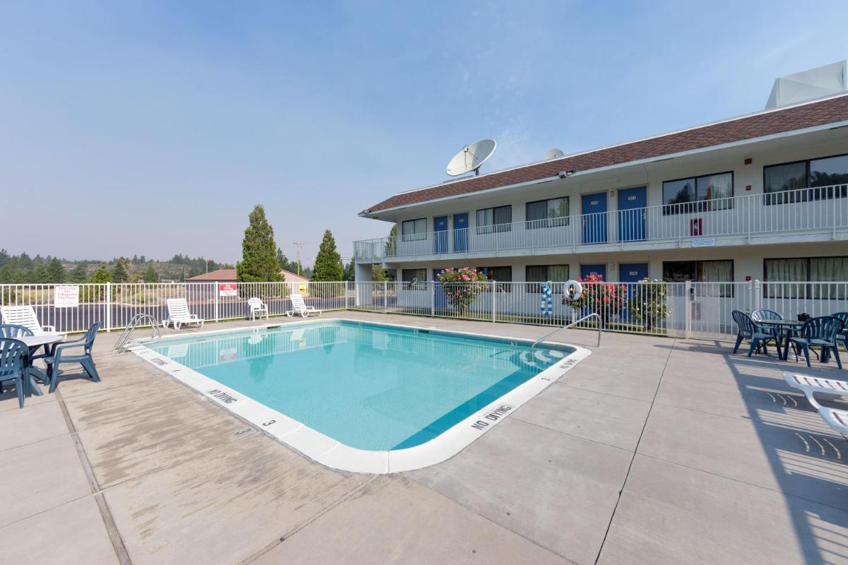 Motel 6 Weed - Mount Shasta - Housity
