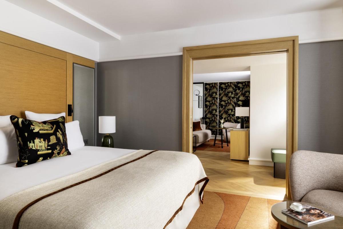 Un ou plusieurs lits dans un hébergement de l'établissement Hôtel De Sers Champs Elysées Paris
