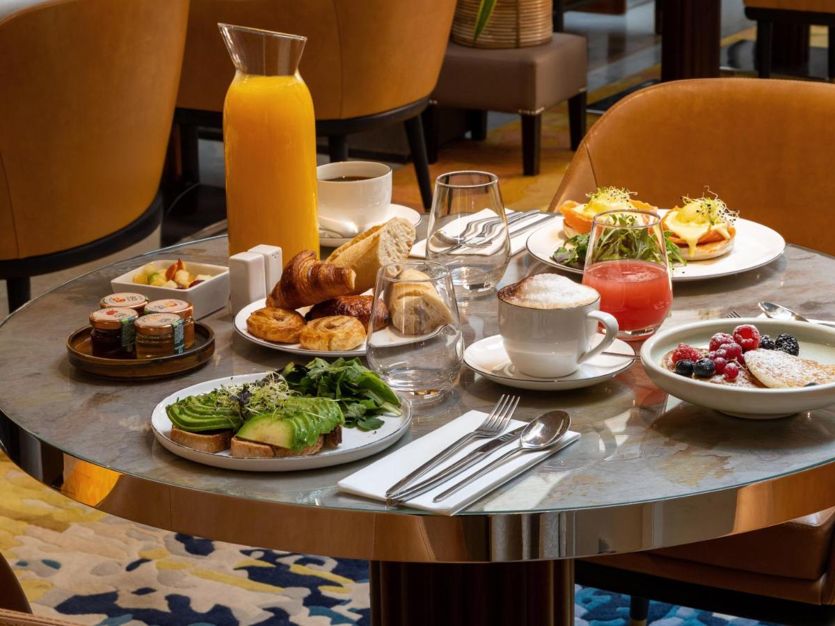 Nourriture dans l'hôtel ou à proximité