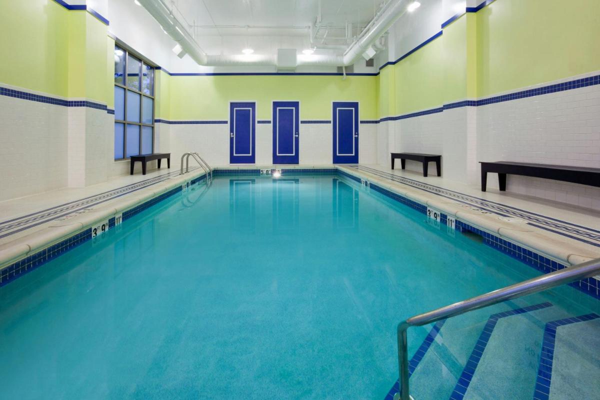 Sheraton St Paul Woodbury Hotel - Housity