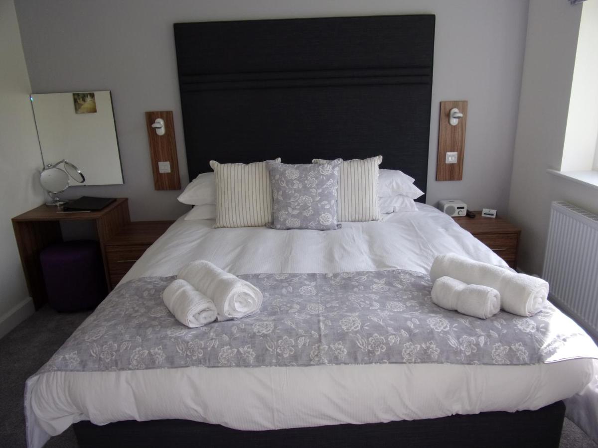Knotts Mill Country Lodge - Rooms - Housity