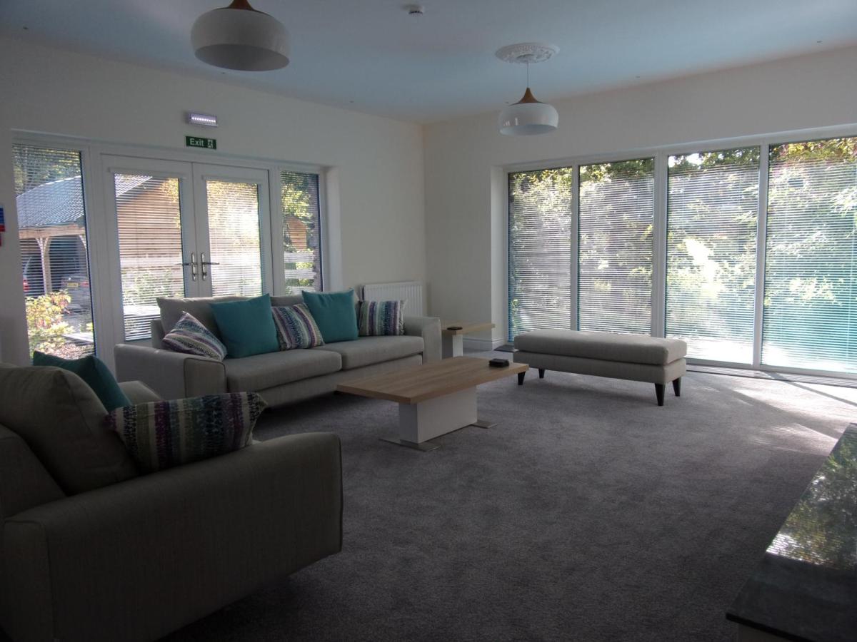 Knotts Mill Country Lodge - Rooms - Housity
