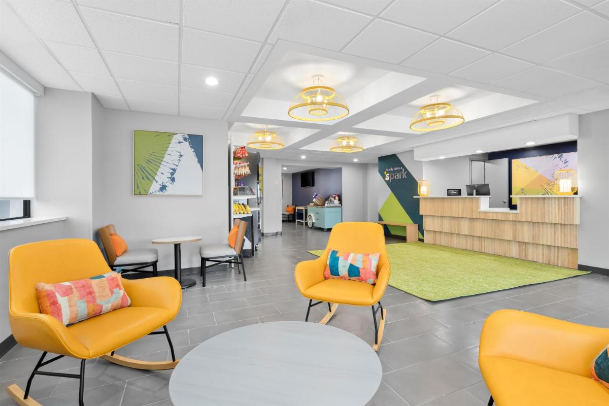 Spark By Hilton Muskogee - Housity