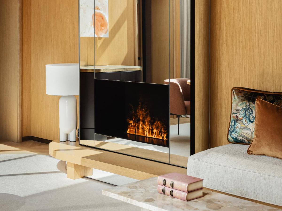Un ou plusieurs lits dans un hébergement de l'établissement Hôtel De Sers Champs Elysées Paris