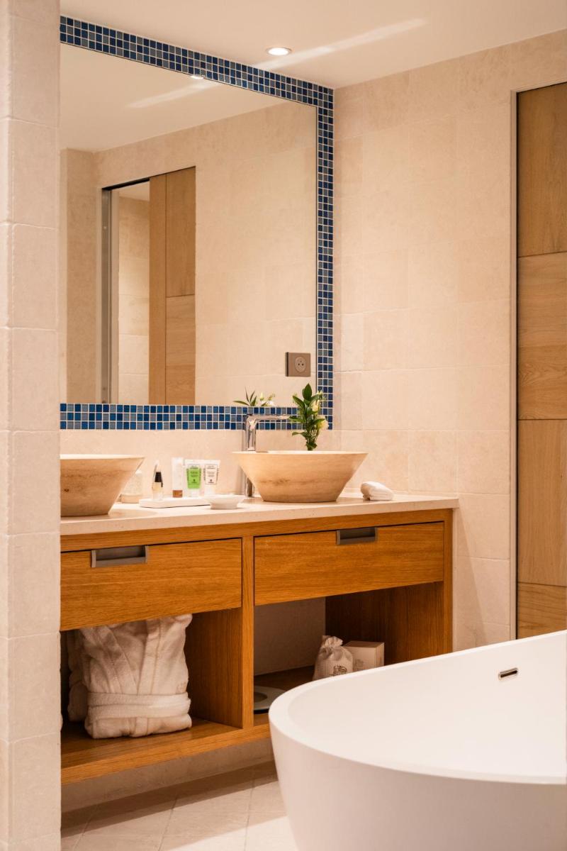 Salle de bains dans l'établissement Hotel Byblos Saint-Tropez