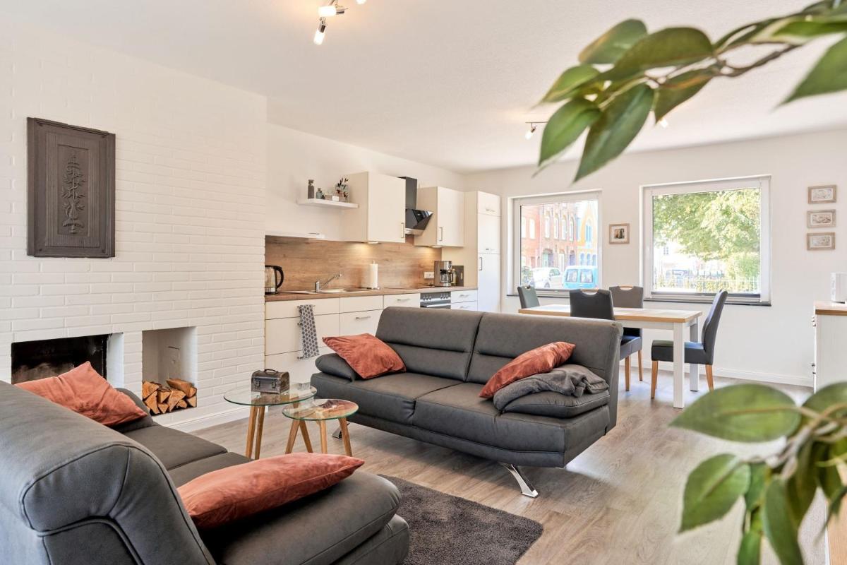 Grachtentraum - Housity