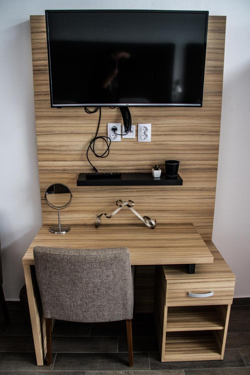 Rooms Rebolj - Housity
