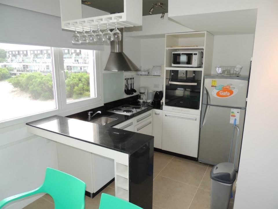 Linda Bay Playa - Housity