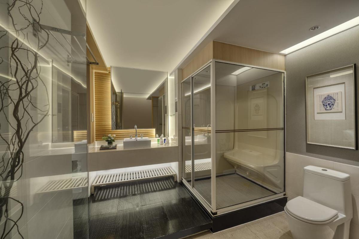 Dongguan Royal Garden Hotel - Housity