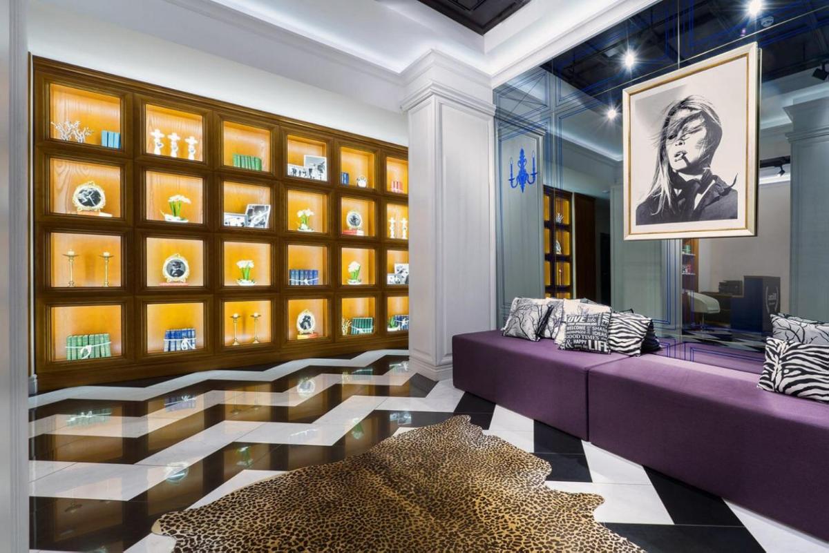 Suitetrails - Mirax Sapphire Boutique Hotel