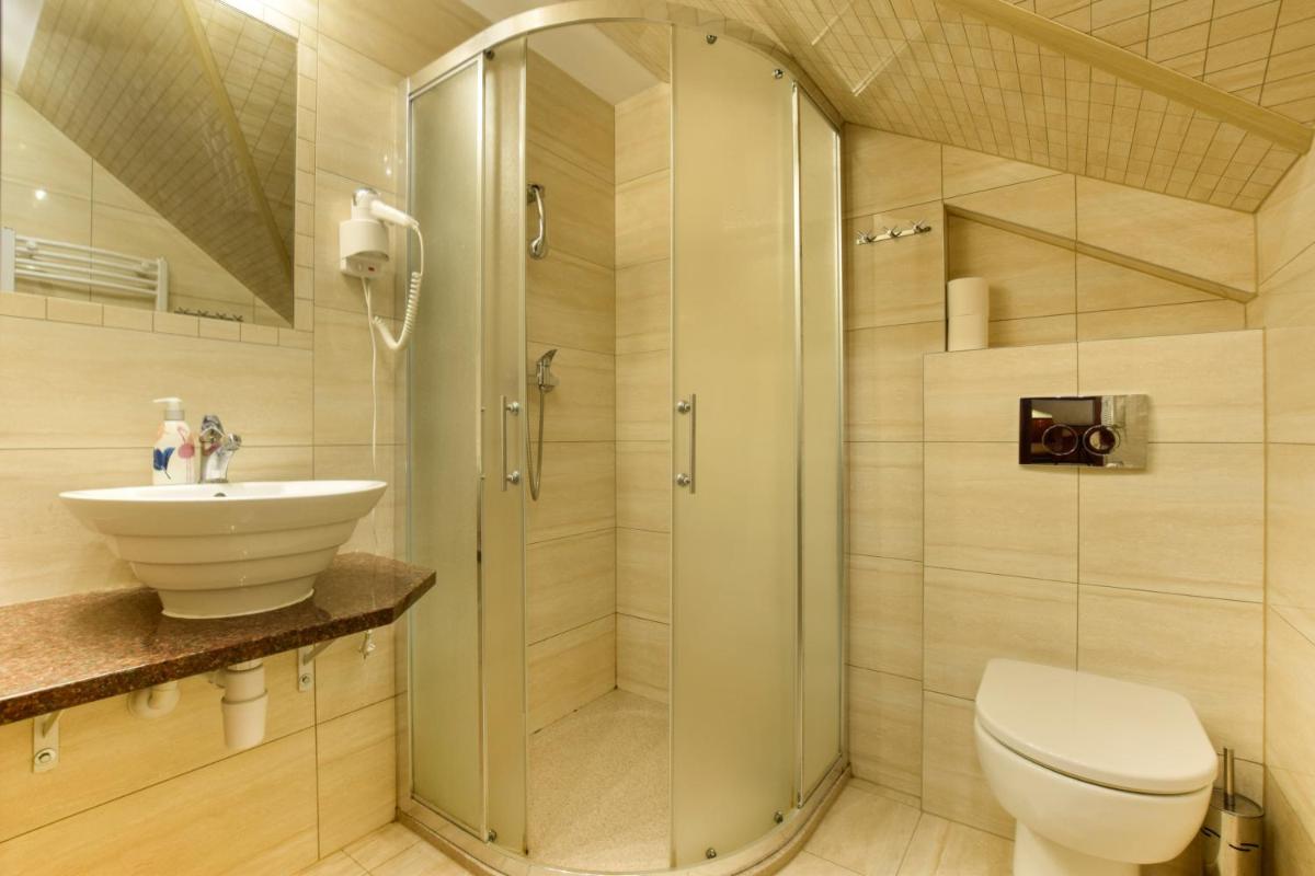 Willa Pod Gwiazdami & SPA - Housity
