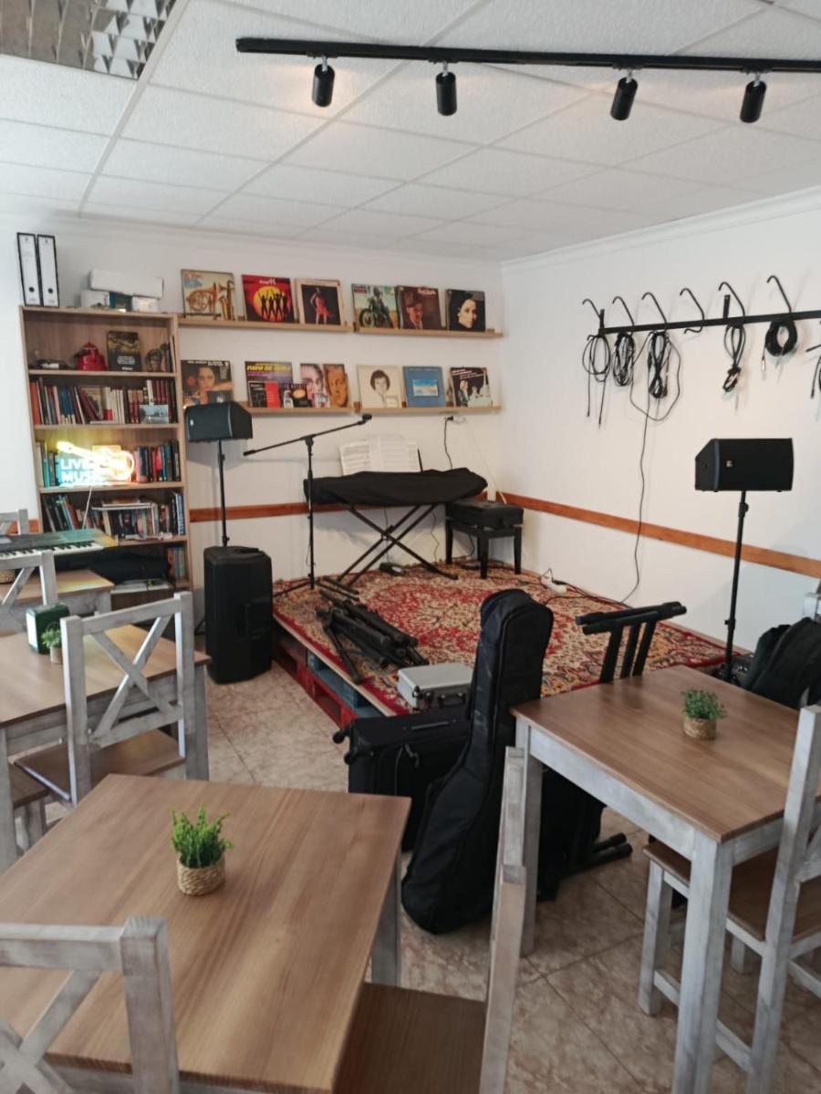 Hostal Taberno - Housity