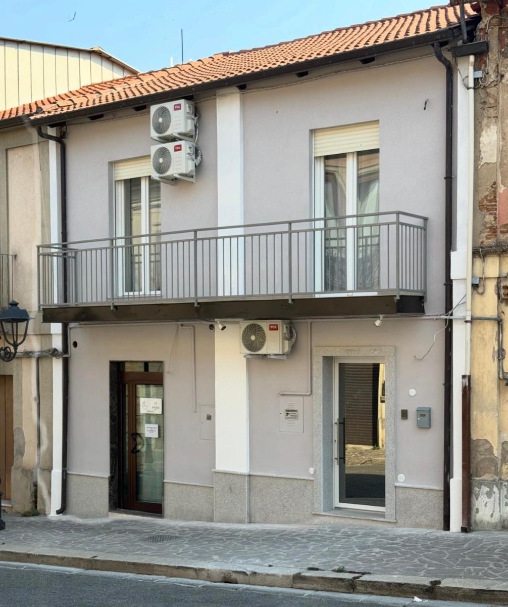 Domus - Casa Vacanze - Housity