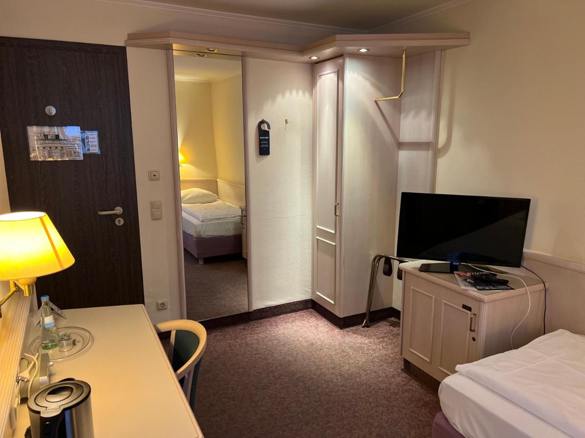 Hotel Traube Rüdesheim - Housity